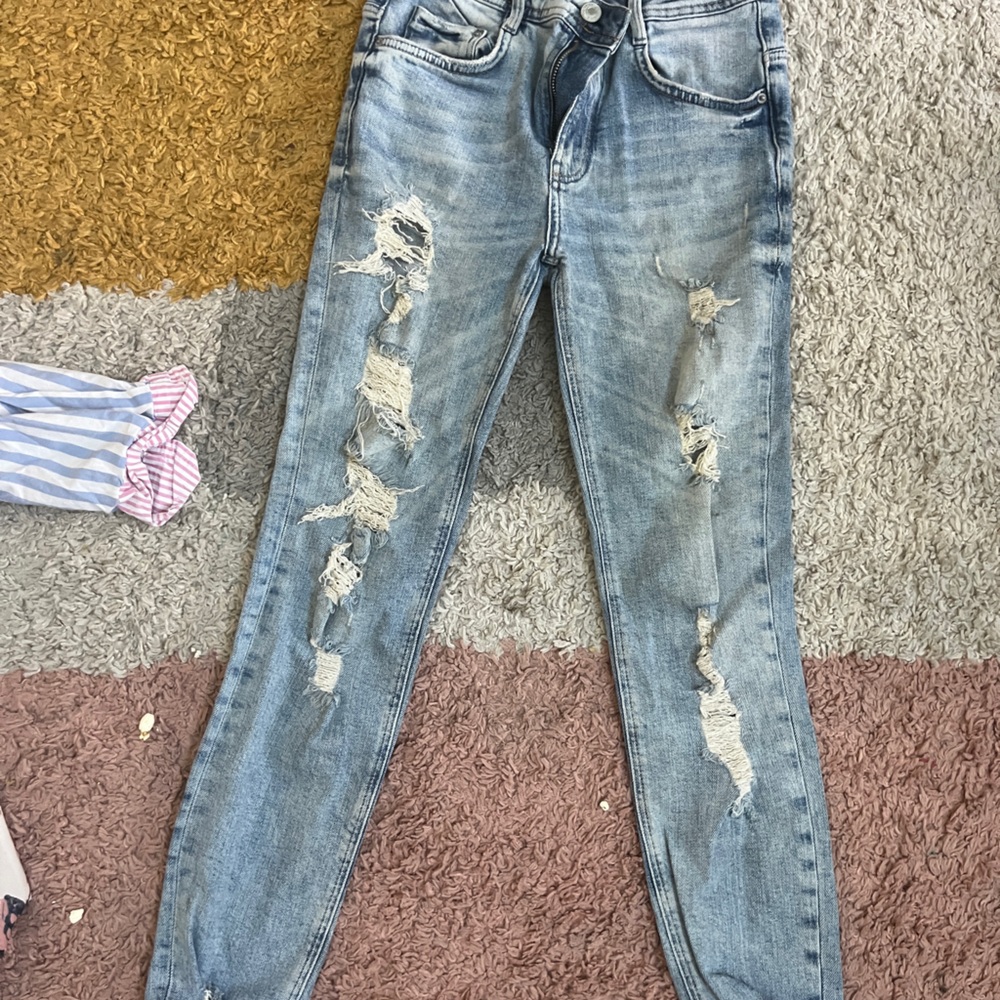 Zara Light Blue Distressed Skinny Jeans